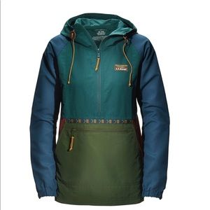 LL BEAN- Women's Mountain Classic Anorak, XS